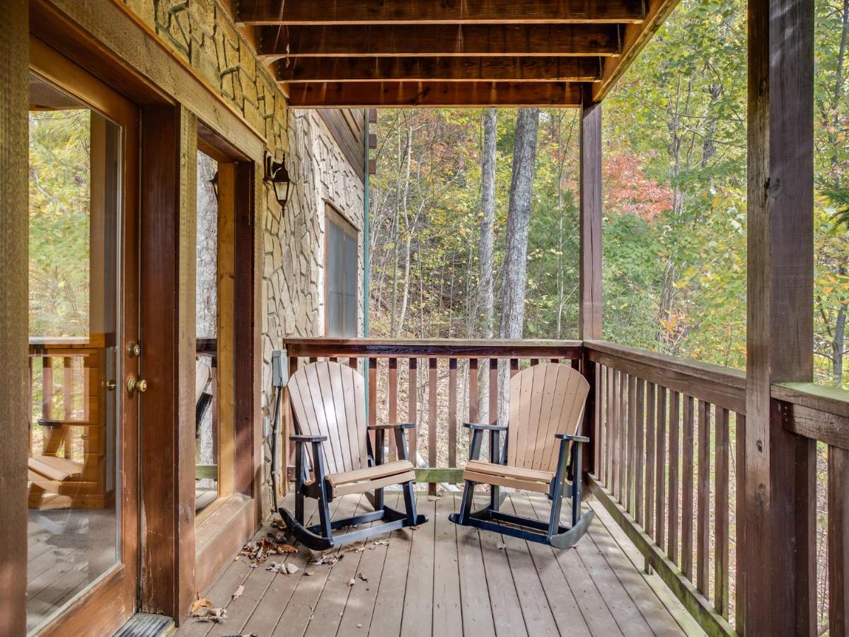 Saddle Ridge Villa Gatlinburg Exterior photo