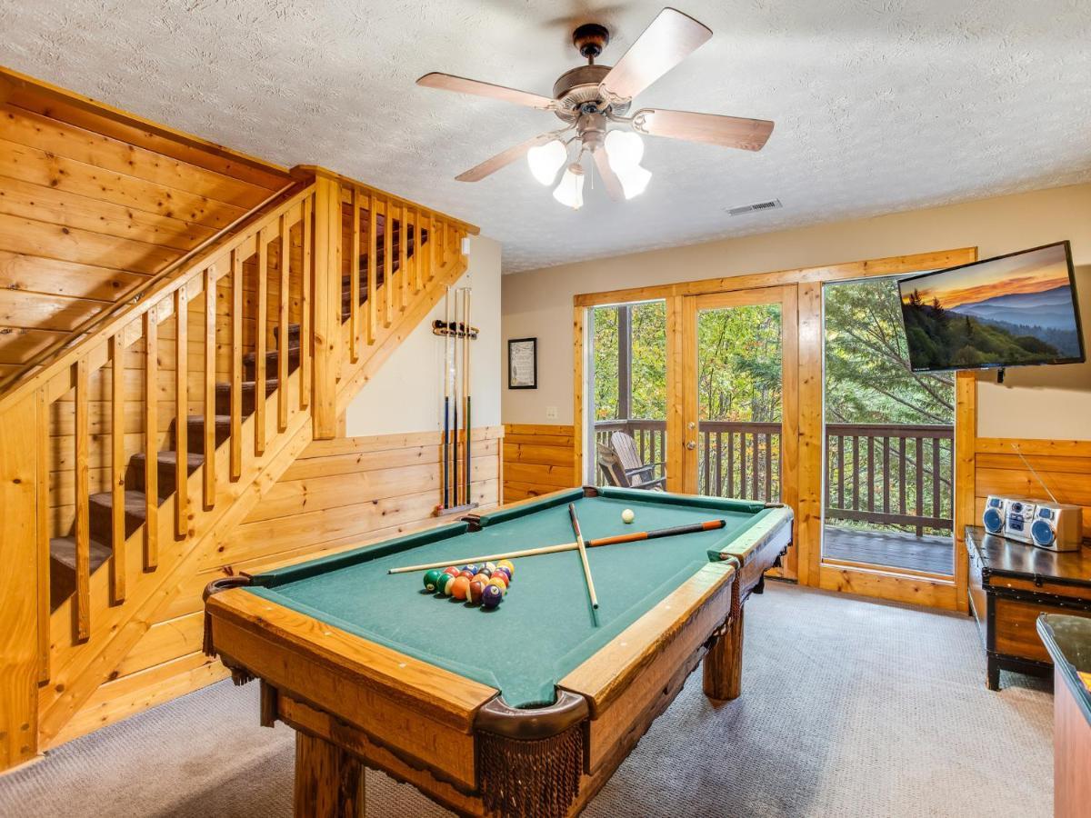 Saddle Ridge Villa Gatlinburg Exterior photo